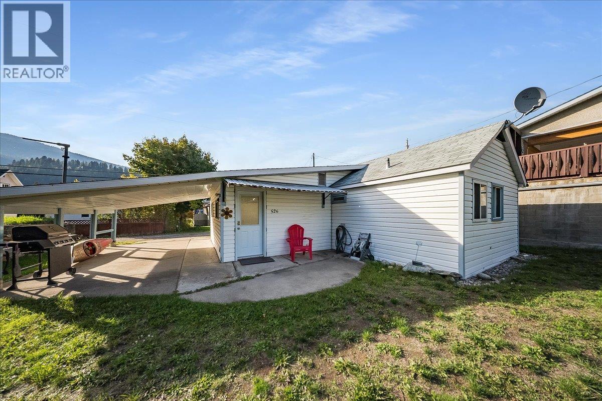 526 8TH Avenue - 1