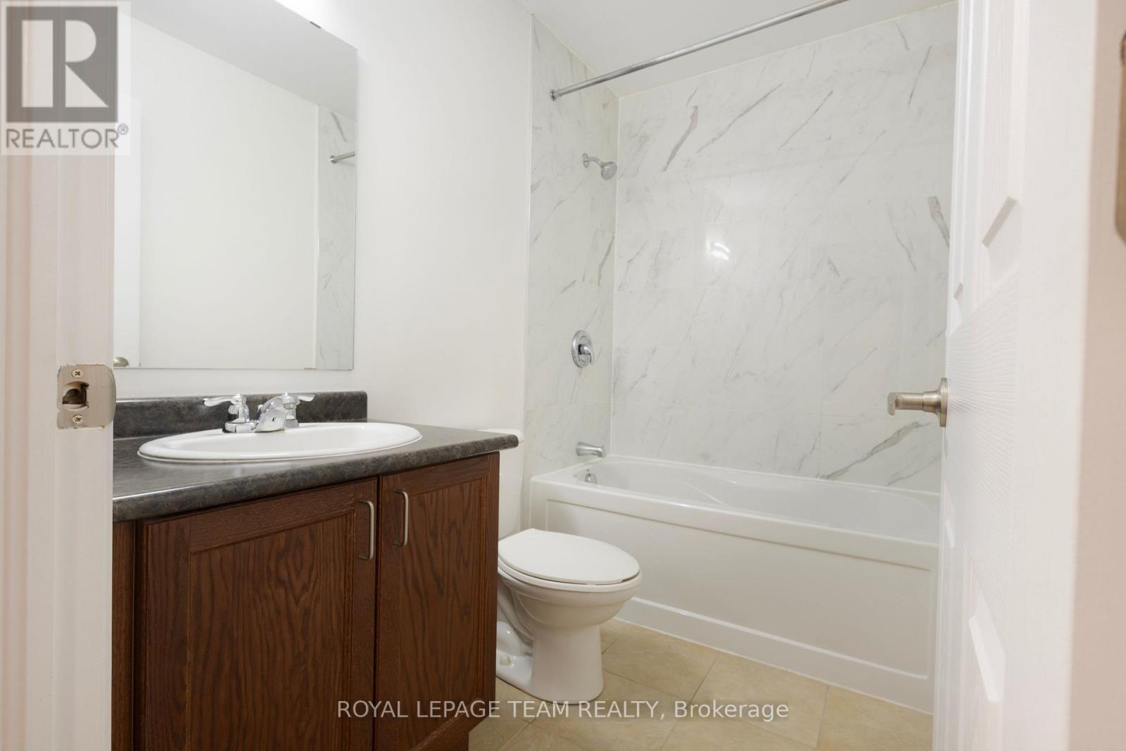 2619 Baynes Sound Way — photo 28