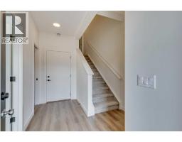 802, 195 Belvedere Drive SE - photo 8
