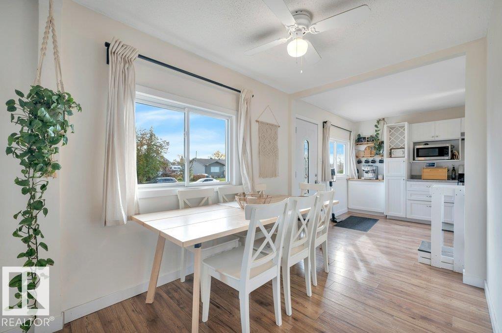 4820 49 ST - 15