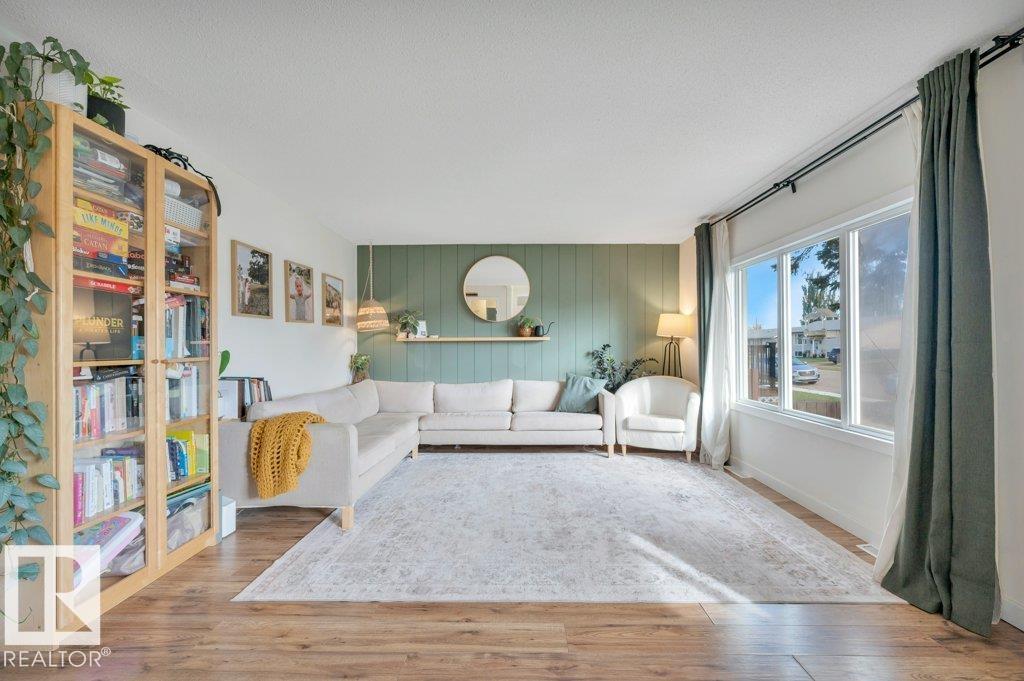 4820 49 ST - 16