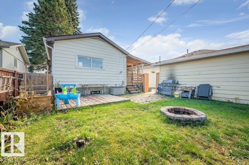 4820 49 ST - 44