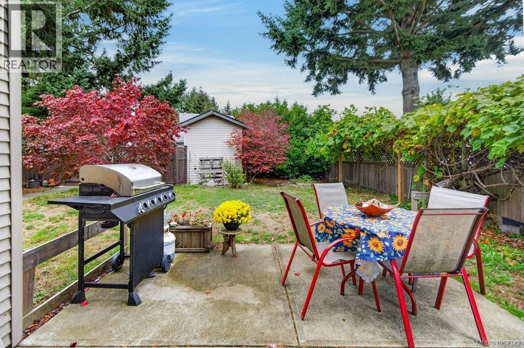 1286 Noel Ave - Image 43
