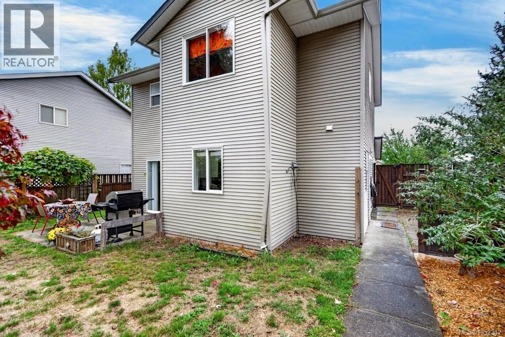 1286 Noel Ave - 51