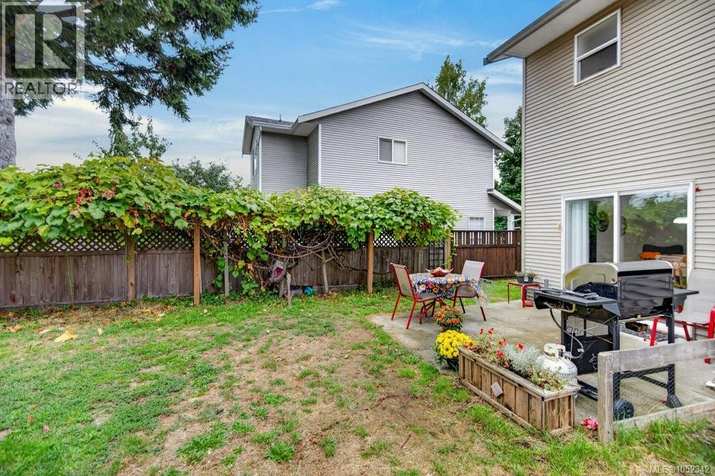 1286 Noel Ave - 50