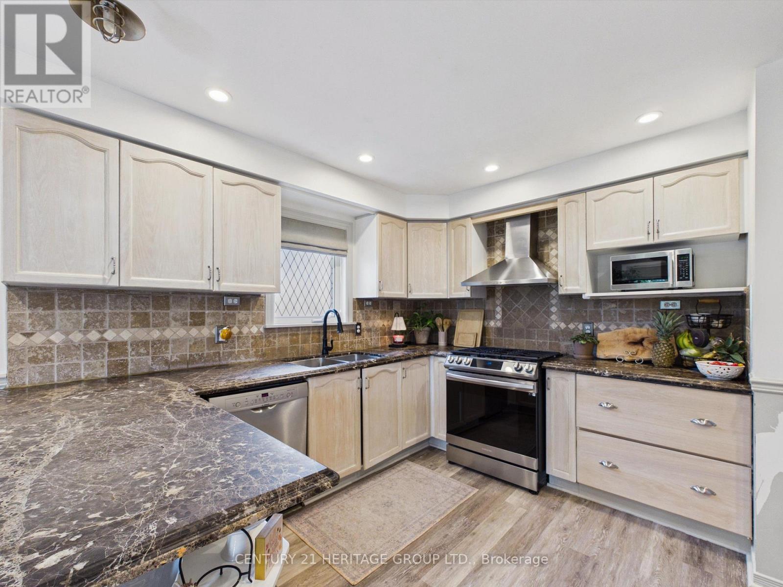 41 Mills Court, Bradford West Gwillimbury, ON photo 27