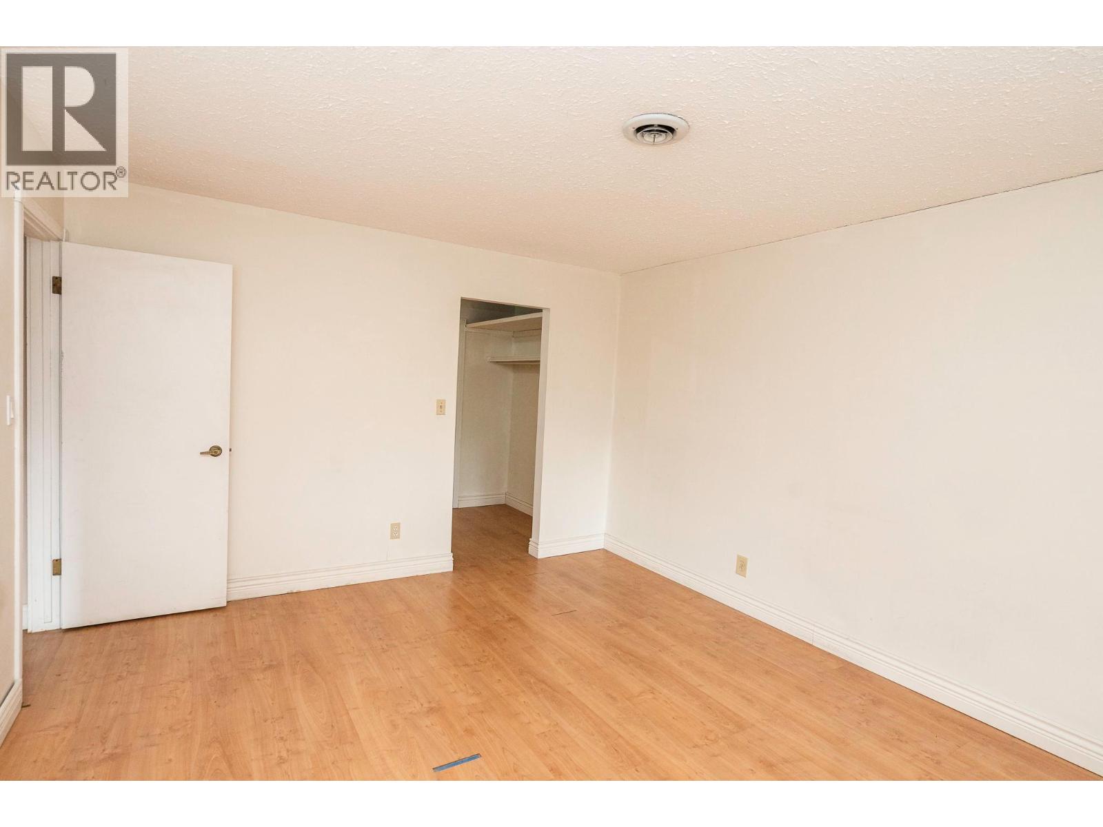 1665 Ufton Court Unit# 220, Kelowna