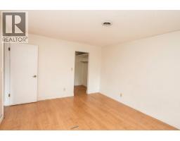 1665 Ufton Court Unit# 220, Kelowna, BC V1Y8G7 Photo 13