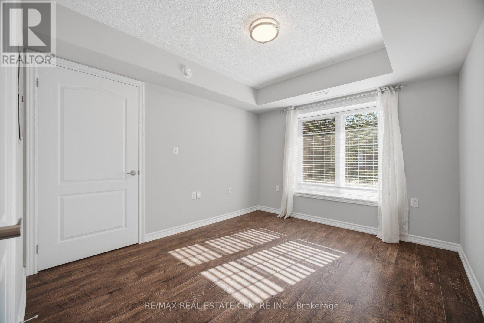 1450 Main Street East — photo 27