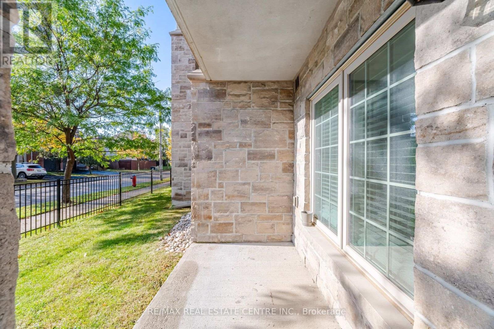 1450 Main Street East — photo 35