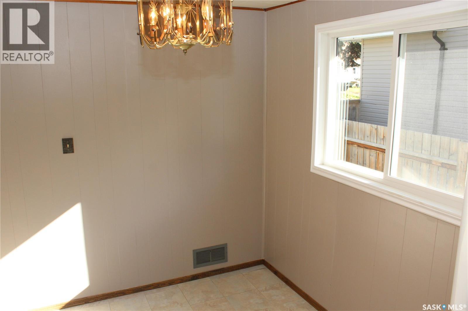 1728 CONNAUGHT STREET, Regina — photo 12