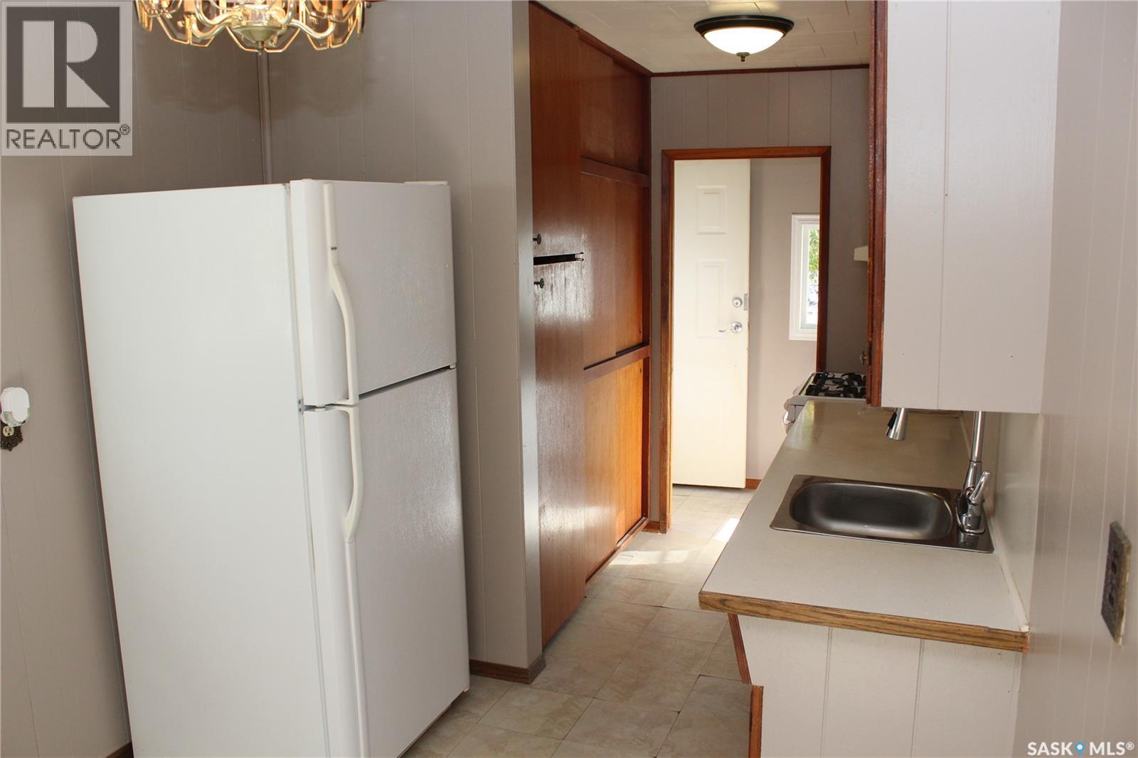 1728 CONNAUGHT STREET - 6