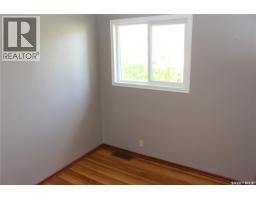 1728 Connaught Street, Regina, SK S4T4T2 Photo 13