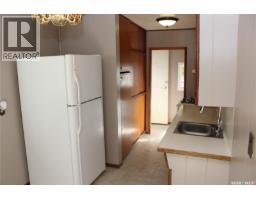 4pc Bathroom - 1728 Connaught Street, Regina, SK S4T4T2 Photo 6