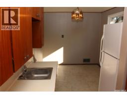 1728 Connaught Street, Regina, SK S4T4T2 Photo 9