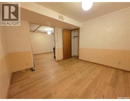 460 7th Avenue Se, Swift Current, SK S9H3P9 Photo 20