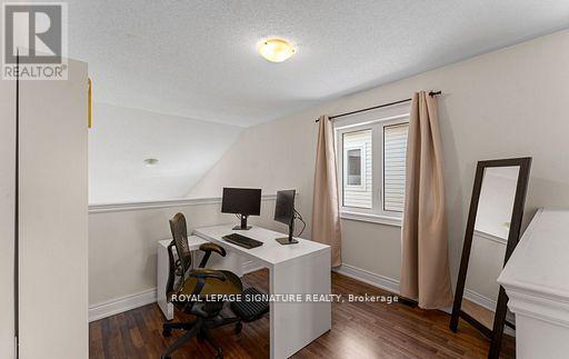 301 Atkinson Street, Clearview, ON photo 18