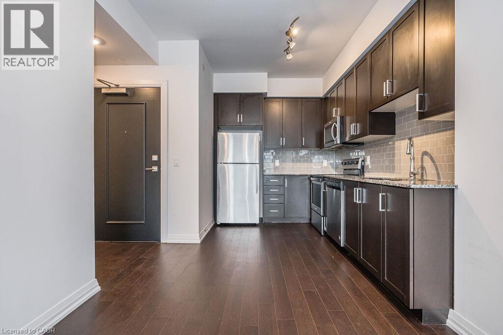 155 Caroline Street South — photo 18