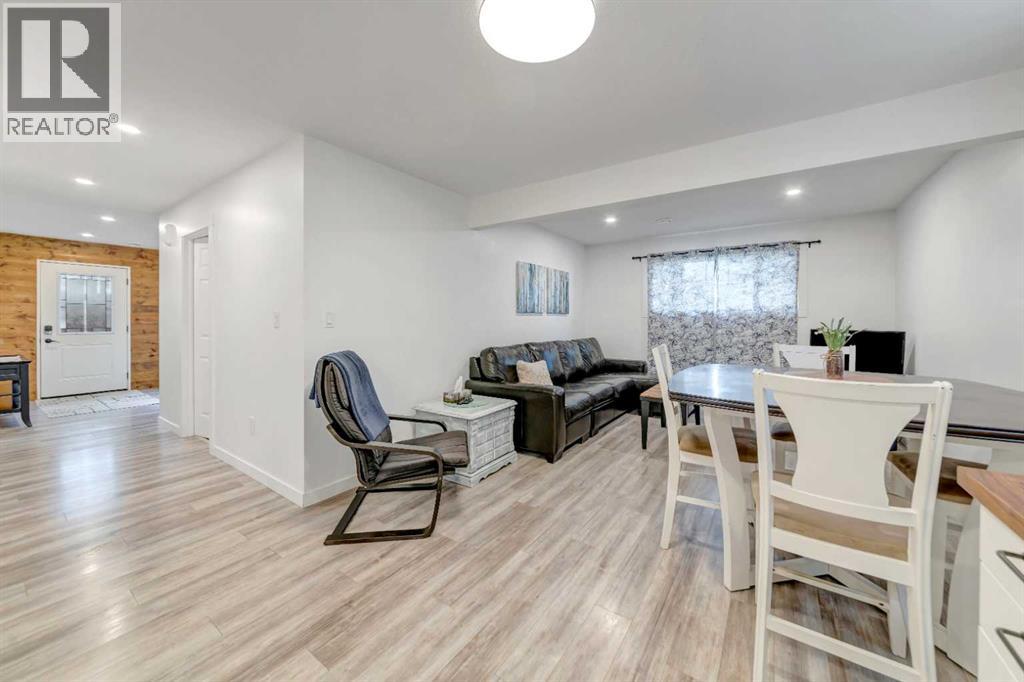 3701 41 Avenue - 21