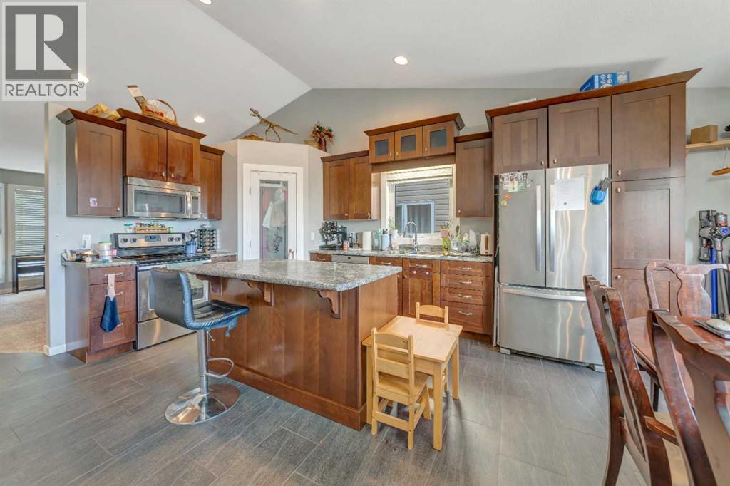 3701 41 Avenue - 7