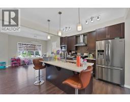 533 Savanna Boulevard NE - photo 9