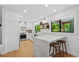 34962 Mt. Blanchard Drive, Abbotsford, BC V2S6T5 Photo 8