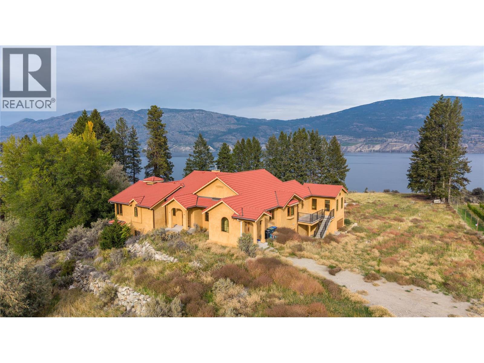 18005 Whitfield Road, Summerland