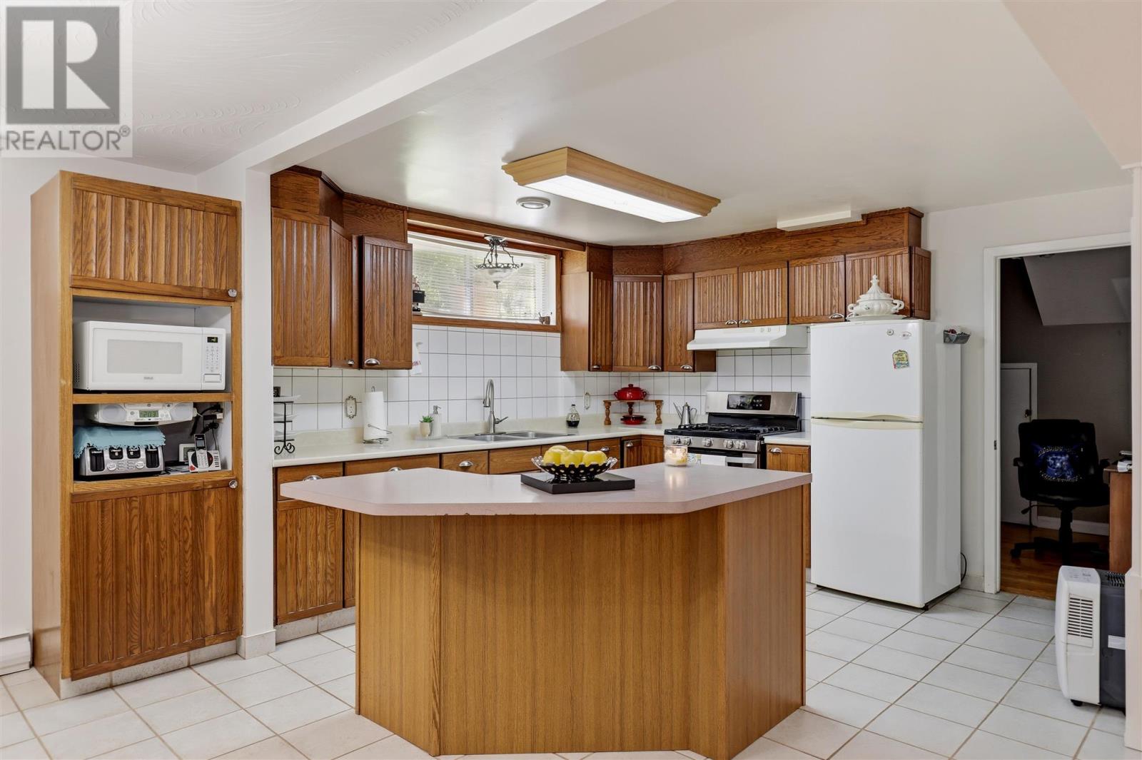 305 Reid ST - 29