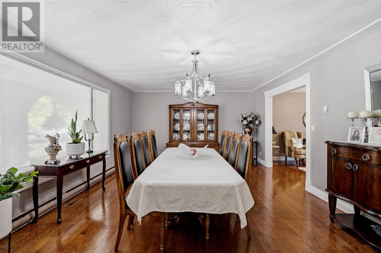 305 Reid ST - 4