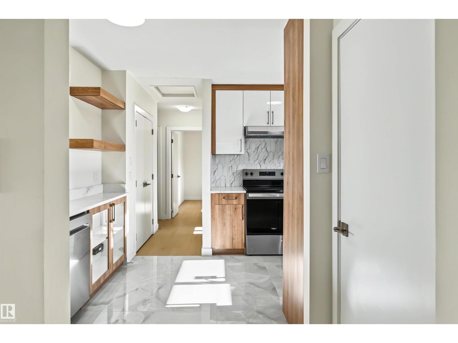 5707 90 AV NW, Edmonton — photo 7