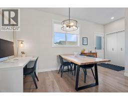 44 D'arcy Boulevard - photo 15