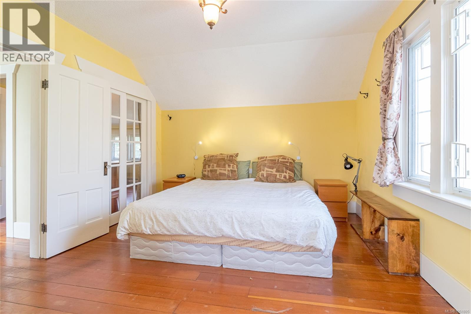 9945 Cedar St - Image 22