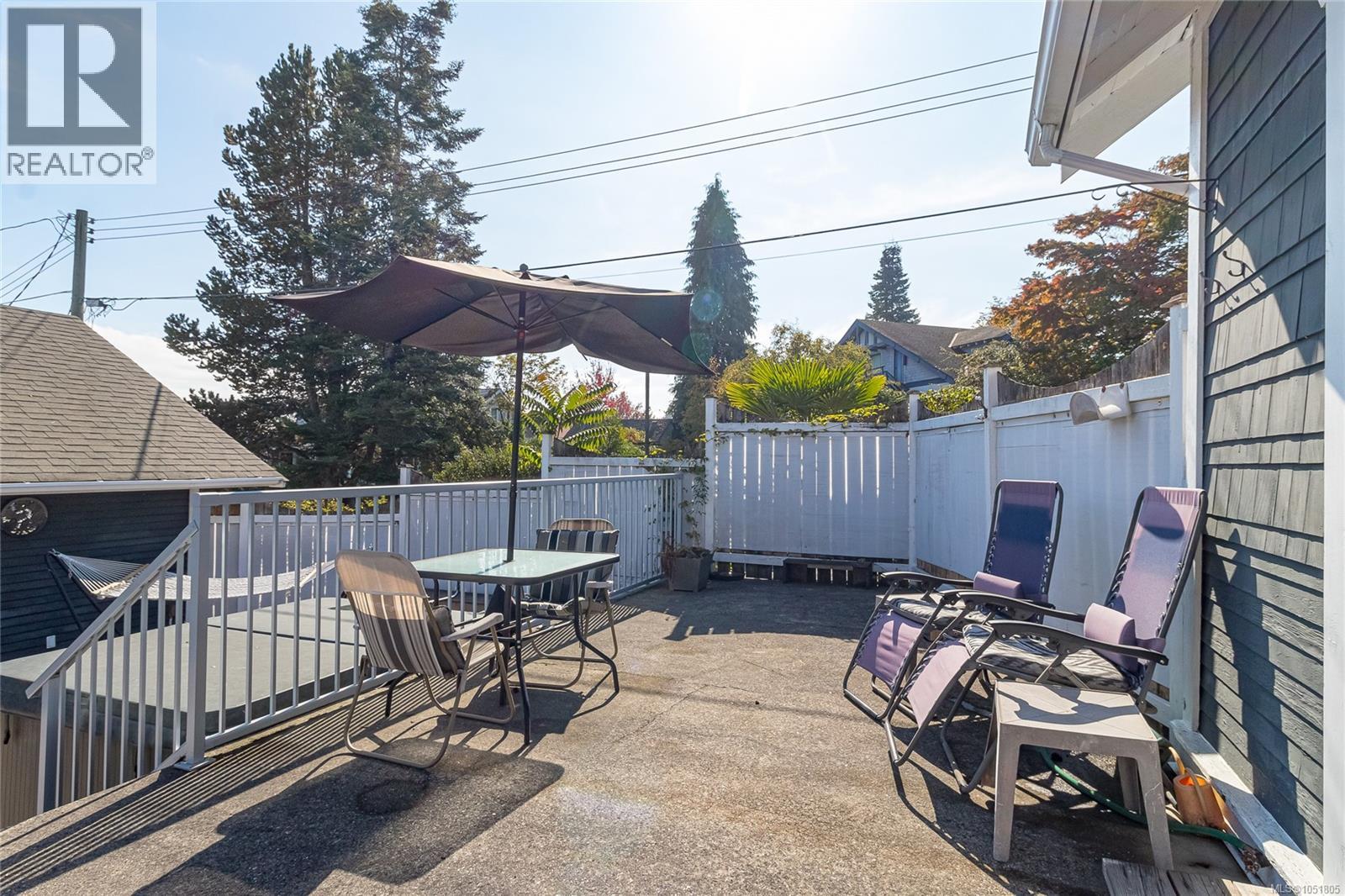 9945 Cedar St - Image 49