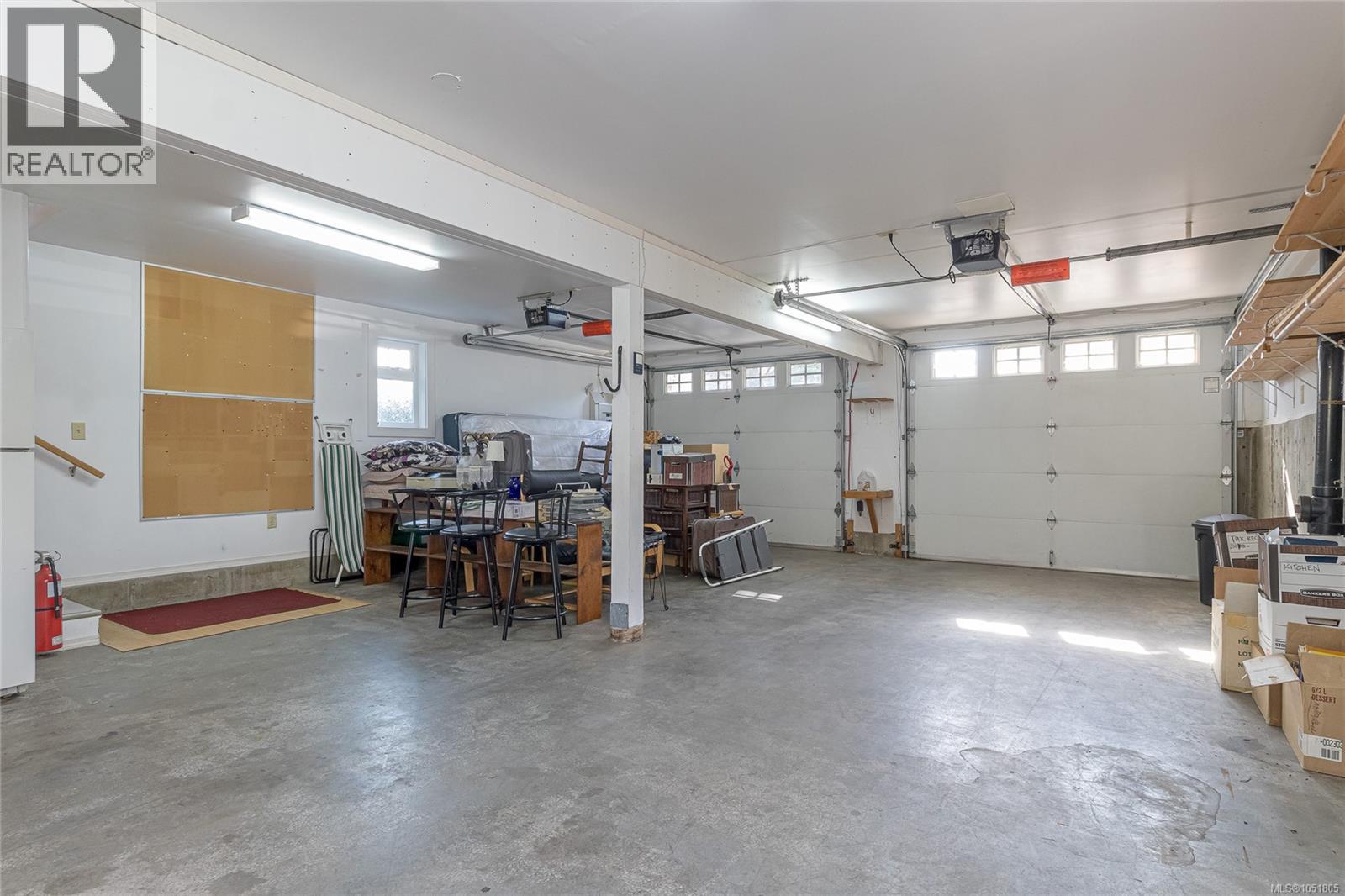 9945 Cedar St - Image 40