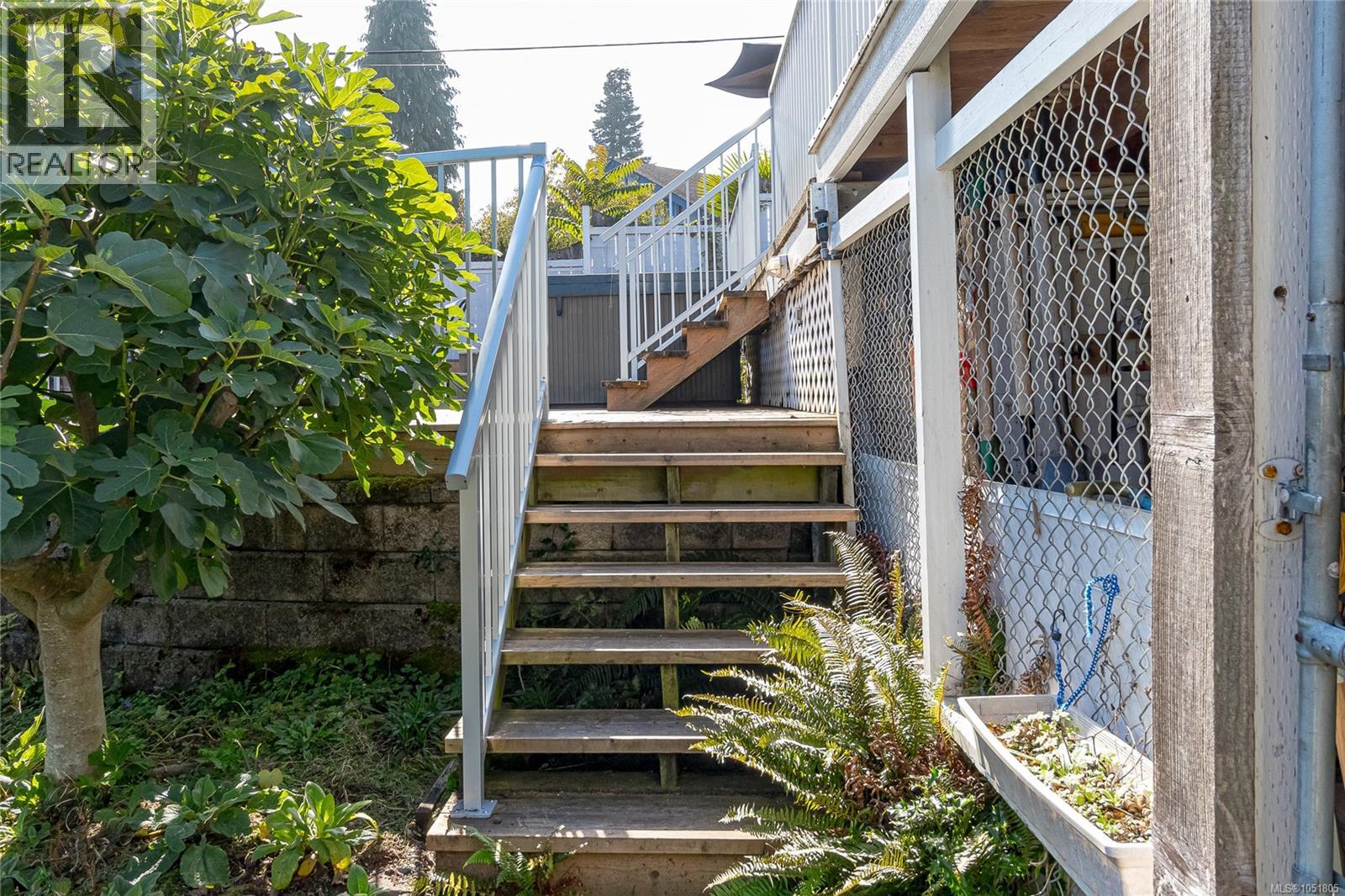 9945 Cedar St - Image 56