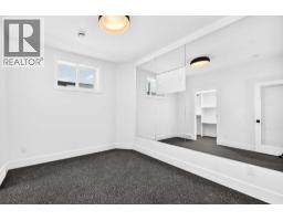 507 26 Avenue NE - photo 44