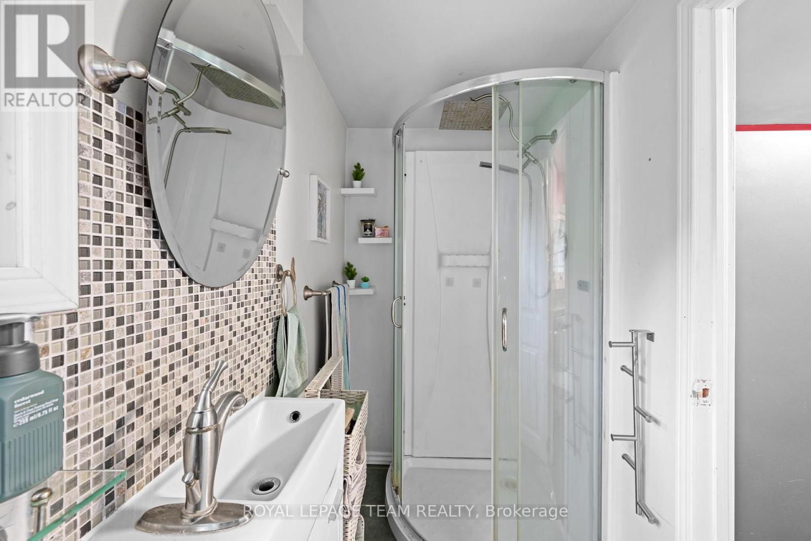 4122 Broadway Street — photo 15