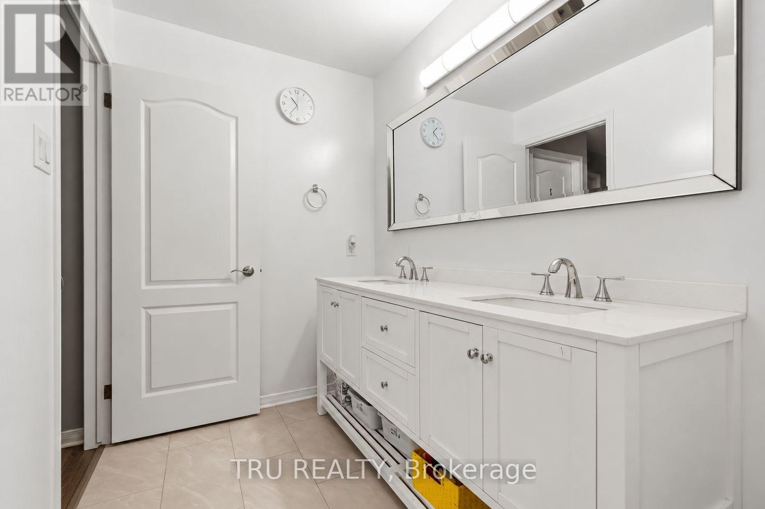 62 Hunter'S Glen Crescent — photo 19