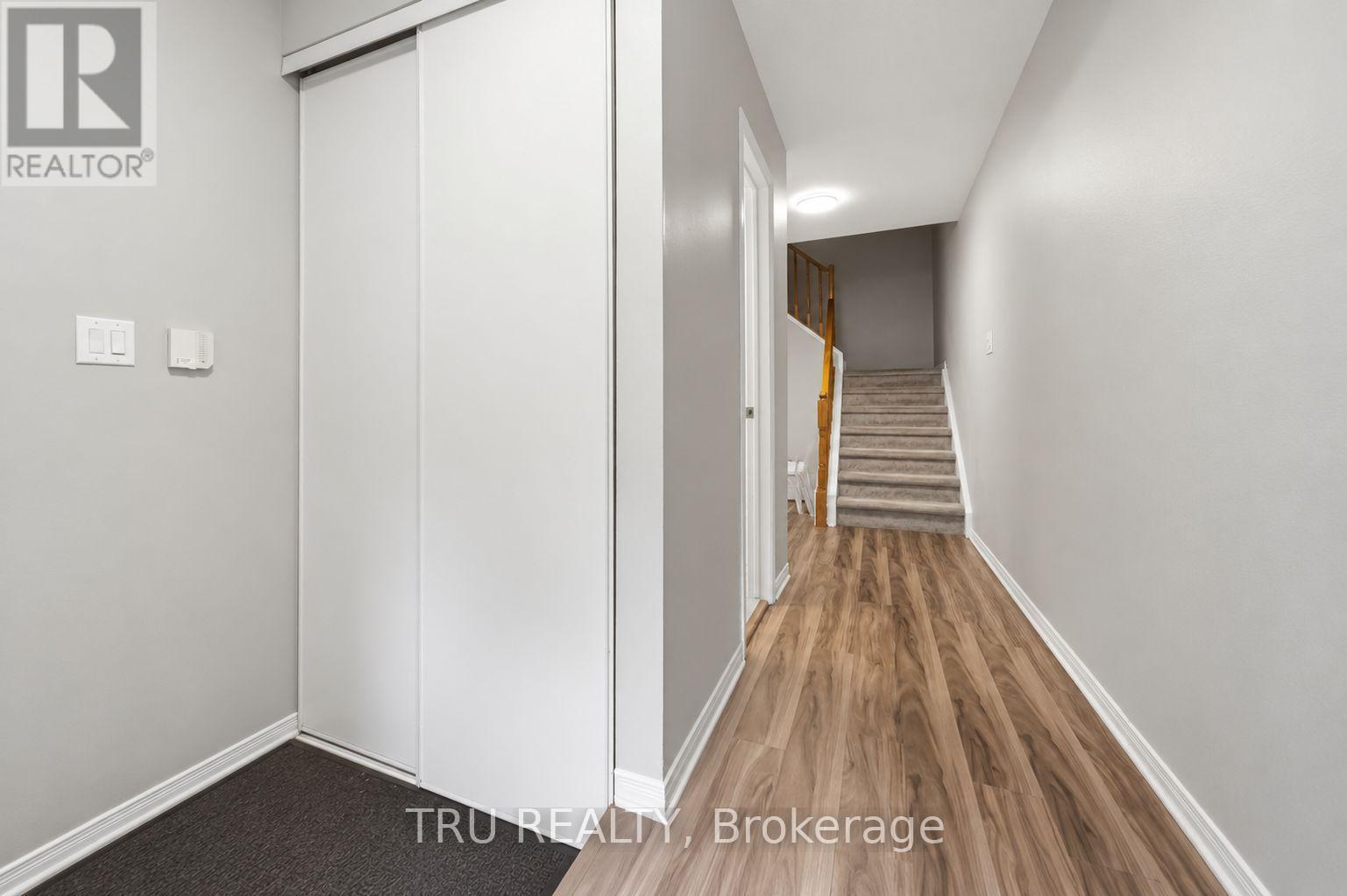 62 HUNTER'S GLEN CRESCENT - 5