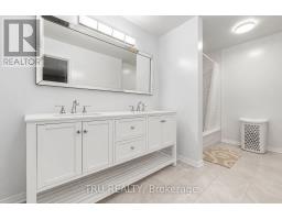 62 Hunter's Glen Crescent, Ottawa, ON K1T3P9 Photo 18