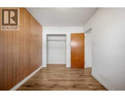 8712 11 Street SW - photo 16