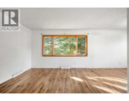 8712 11 Street SW - photo 7