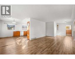 8712 11 Street SW - photo 8