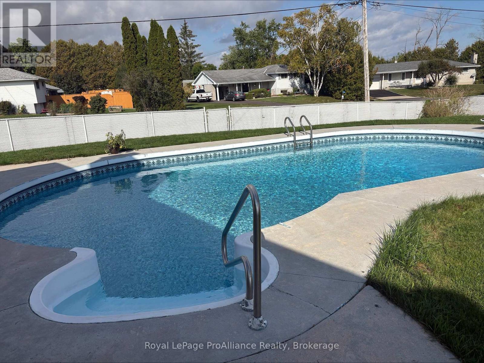 106 Burns Avenue, Quinte West, ON photo 44