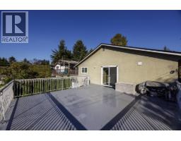 741 E 18th Street, North Vancouver, BC V7L2Y7 Photo 11