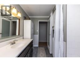 741 E 18th Street, North Vancouver, BC V7L2Y7 Photo 17