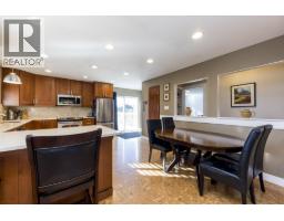 741 E 18th Street, North Vancouver, BC V7L2Y7 Photo 7