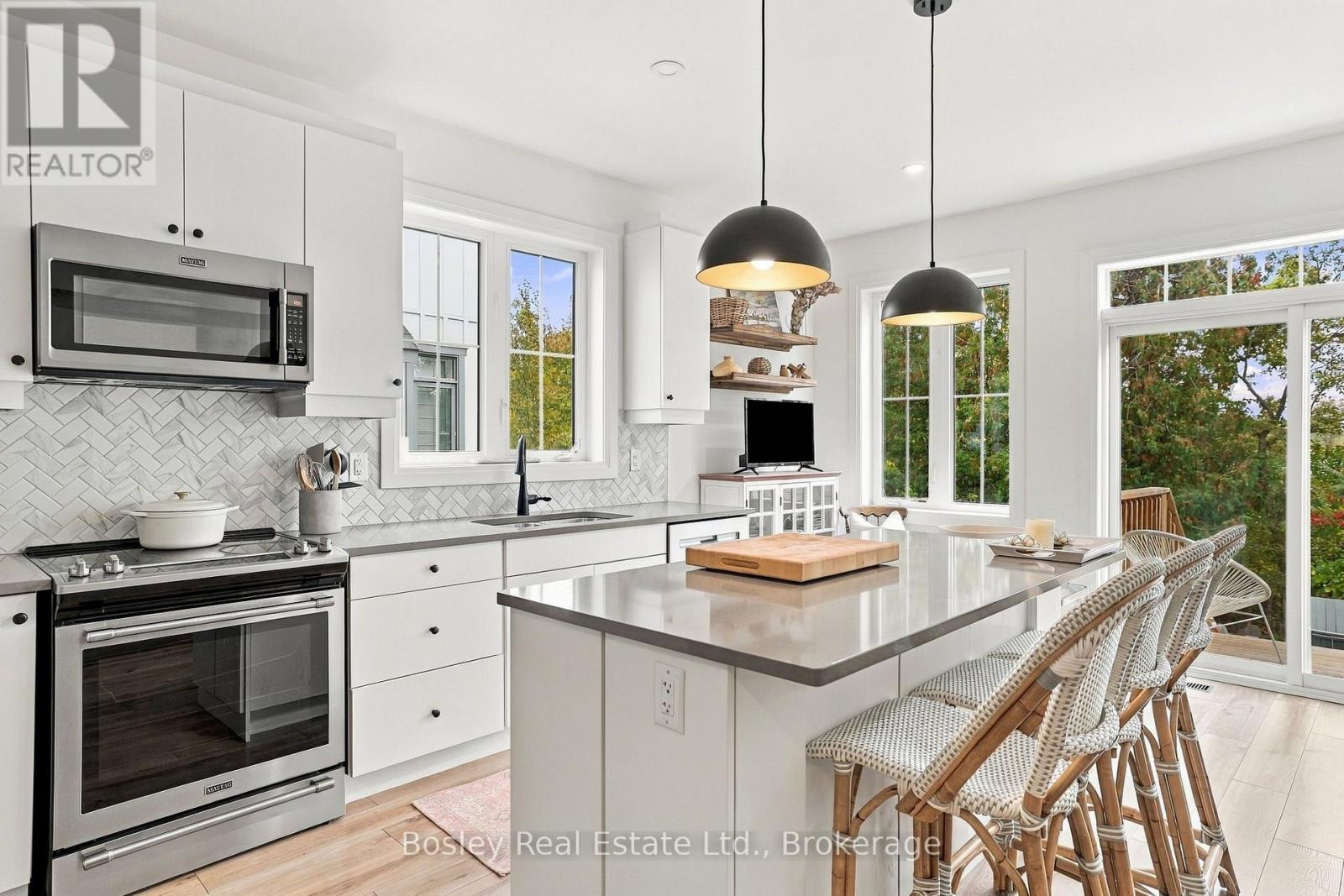 242 Courtland Street — photo 17