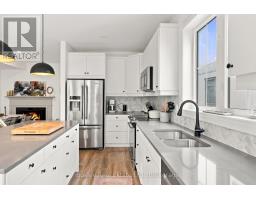 242 Courtland Street, Blue Mountains, ON L9Y0R4 Photo 16