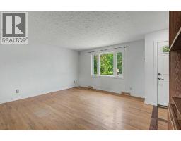 2056 Cottonwood Crescent SE - photo 5